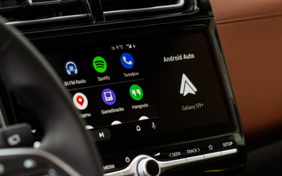 Jak wyłączyć automatyczne odtwarzanie muzyki w Android Auto?