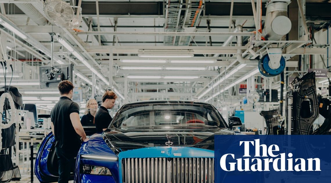 Luksus na życzenie: Jak Rolls-Royce zmienia samochody w dzieła sztuki