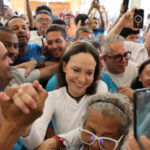 Maria Corina Machado wraca do Wenezueli po miesiącach na wygnaniu