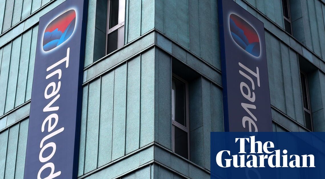 Niezależny raport o Travelodge: Goście wciąż narażeni na nieproszone wizyty w pokojach