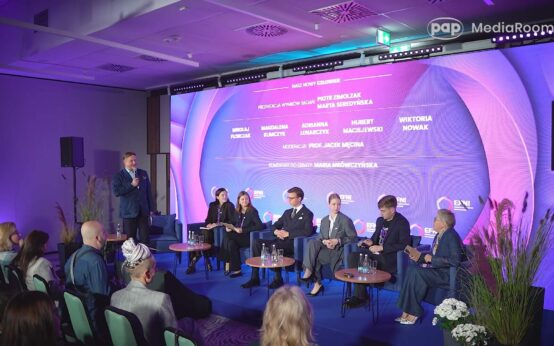 Pokolenie Z na rynku pracy 2035: Stabilność dzięki dywersyfikacji dochodów