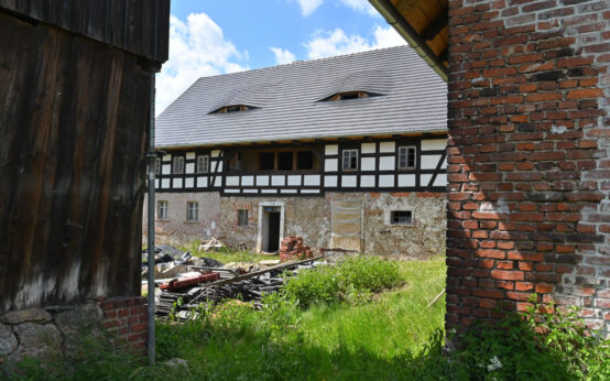 Ratują sudeckie gospodarstwo przed ruiną. Niezwykła metamorfoza w Milęcicach