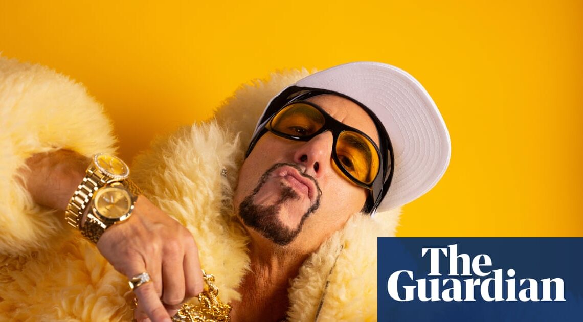 Sacha Baron Cohen broni Ali G: Satyra jako narzędzie przeciwko uprzedzeniom