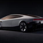 Tesla Roadster z napędem rakietowym: futurystyczny pokaz siły i kontrowersyjna cena